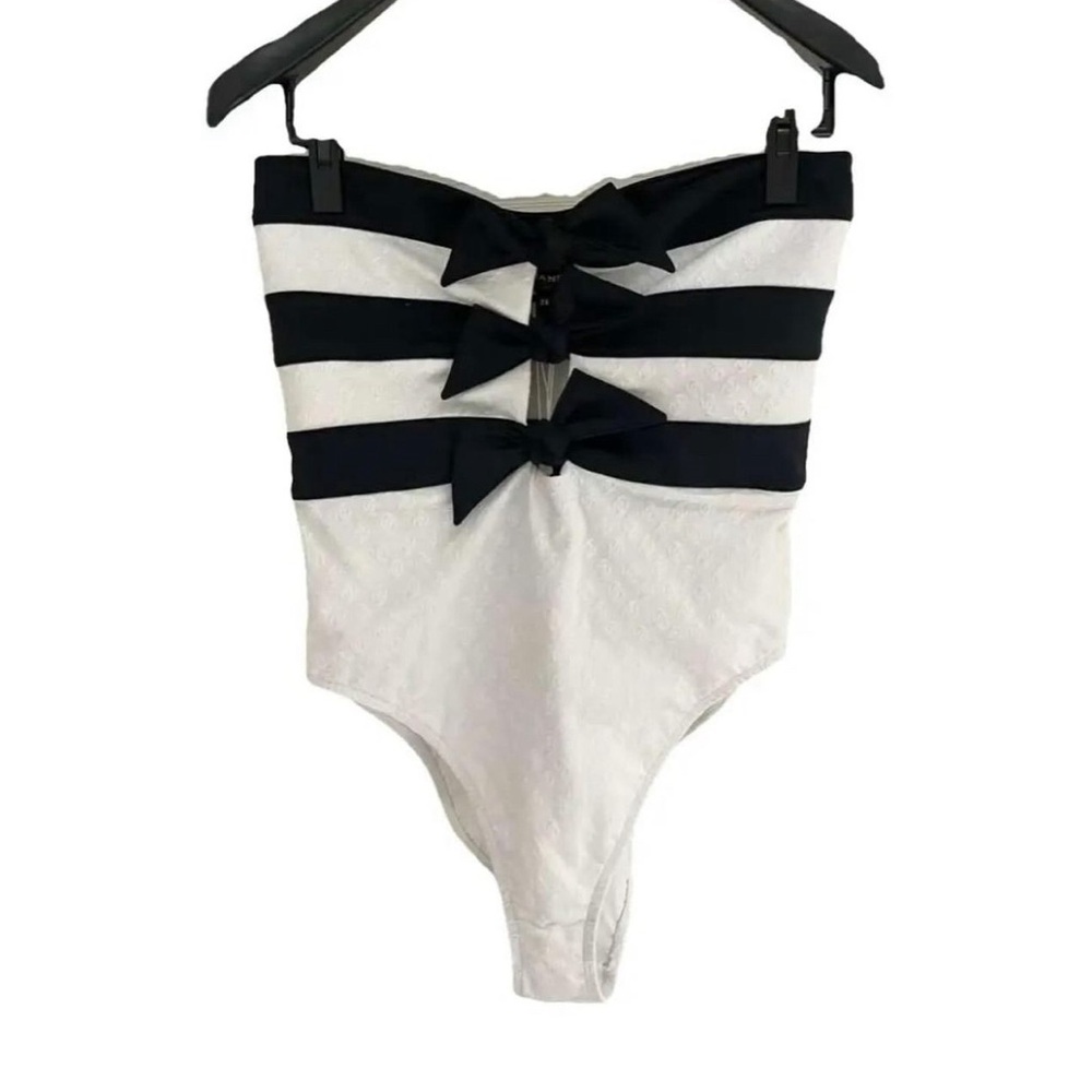 Chanel White One Piece Swimsuit P76805V68953 BRAND NEW WITH TAGS 36 - Picture 3 of 7
